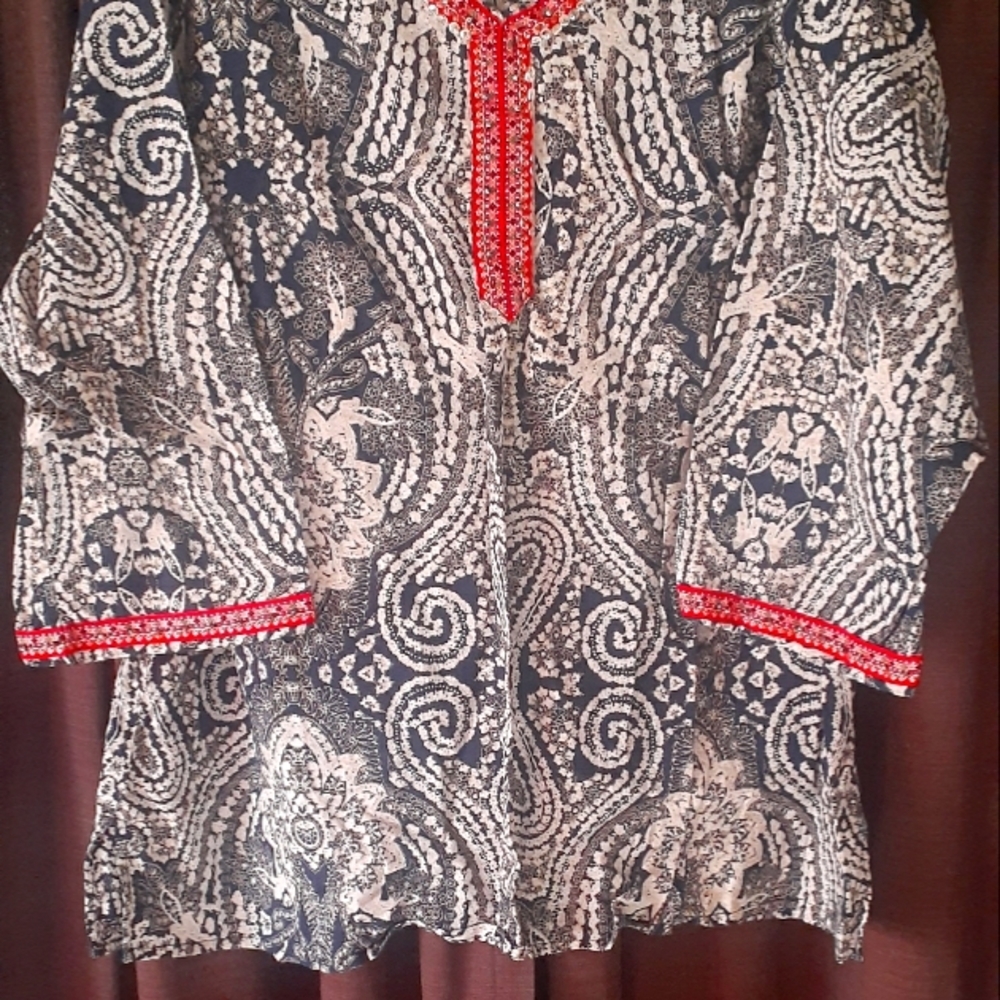 Dress Barn - Picture 2 of 7